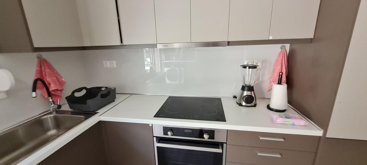 Gerys House Apartment นิเกียนา ภายนอก รูปภาพ