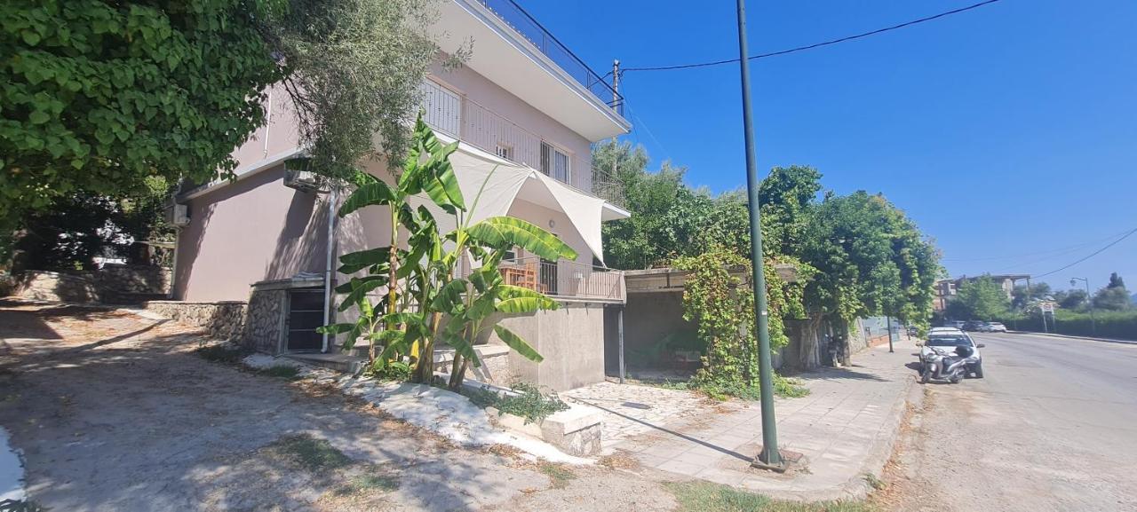 Gerys House Apartment นิเกียนา ภายนอก รูปภาพ